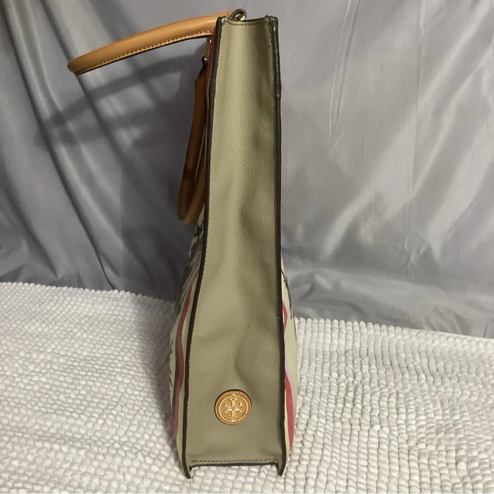 Tory Burch Kerrington Elephant Print In Caravan Border Tall Tote Bag